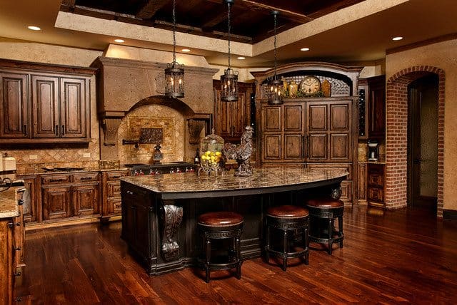 Traditional Custom Cabinets in Cave Creek